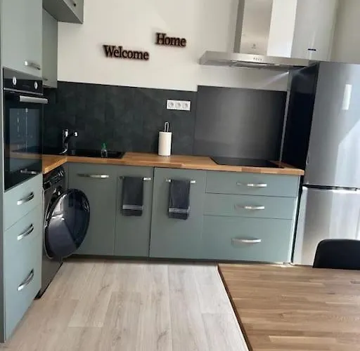 Tres Bel Au Calme Entre Gare Et Centre Apartament *